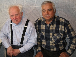 Александр Васильев и Николай Мельников в домашней обстановке 9 мая 2007 года